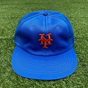 New York Mets 1980's Vintage Trucker Snapback Hat